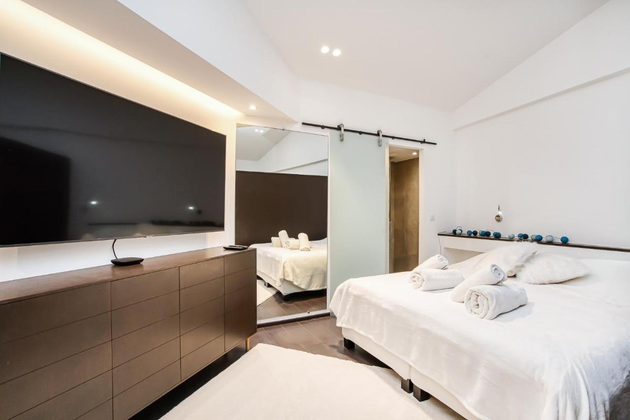 Appartement Place Des Lices Avec Parking Saint-Tropez Exterior photo